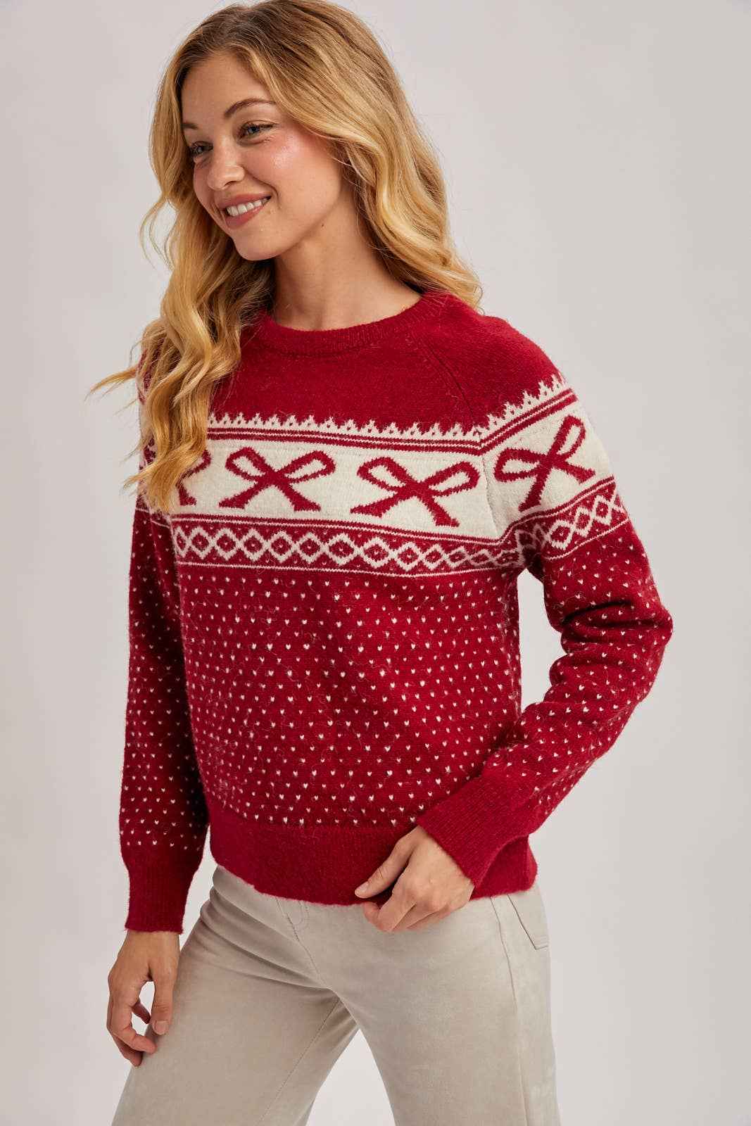 FESTIVE HOLIDAY KNIT SWEATER