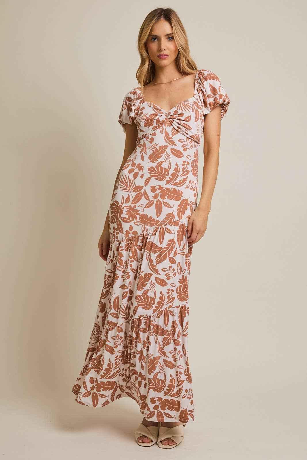 Falling Into Her Curves - Plus Size clothing - Plus size dresses for woman - Plus size maxi dress - Plus size clothing Cleveland OH - The Envy Co, Painesville OH
