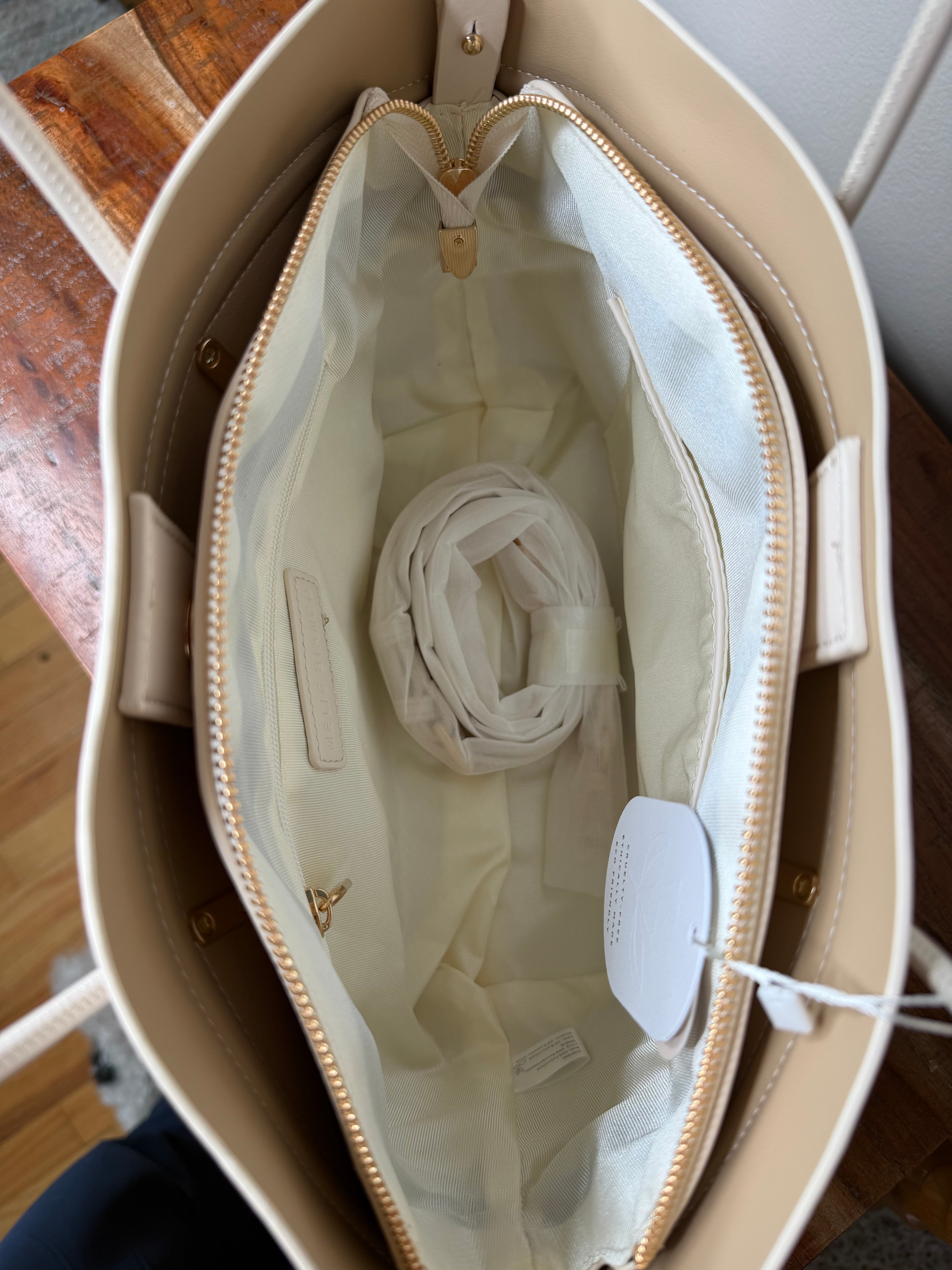 Hazel Leather Tote Bag - The Envy Co