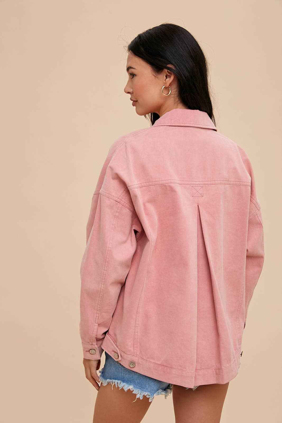 GARMENT WASHED LIGHTWEIGHT SHACKET