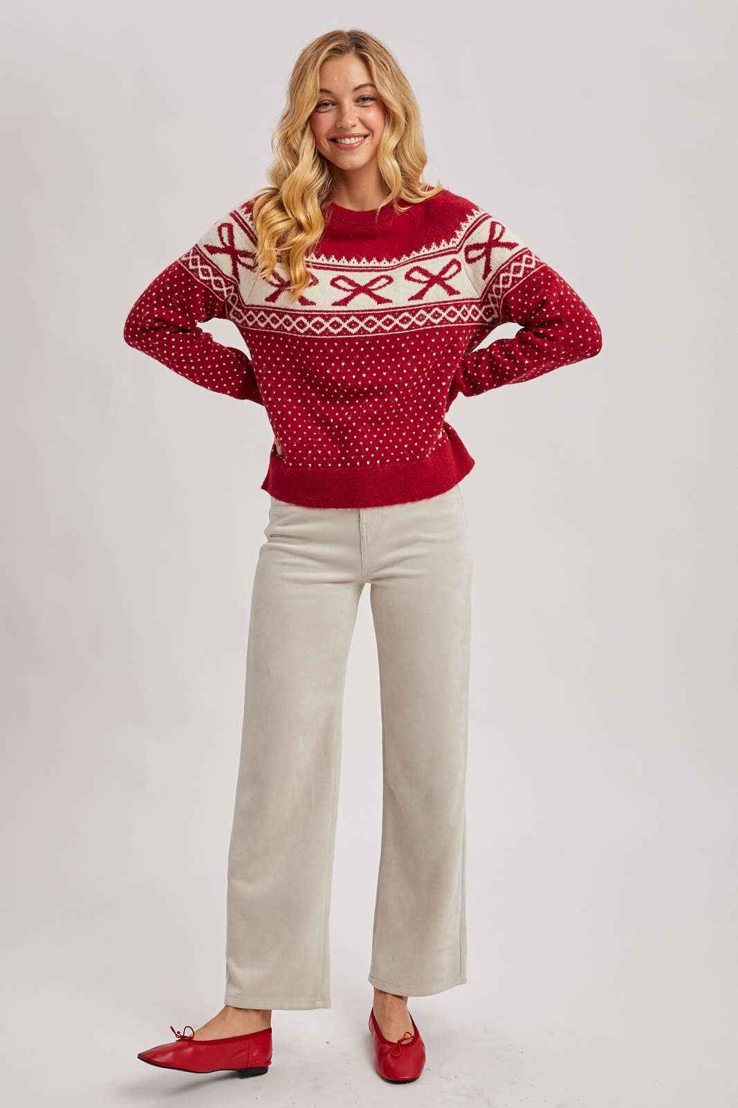 FESTIVE HOLIDAY KNIT SWEATER