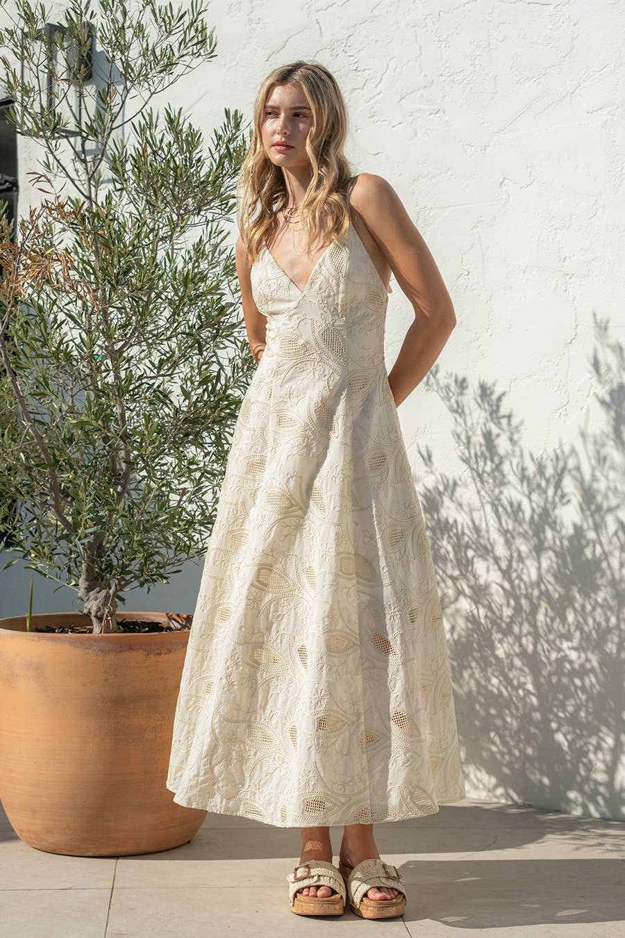 Sunlit Strolls Dress - The Envy Co